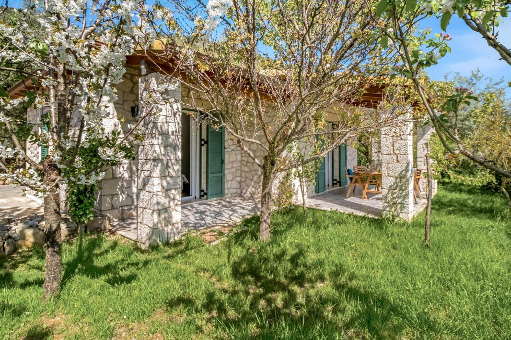 Apanema Mindfulness Resort Lefkada Asprogerakata Quarto foto